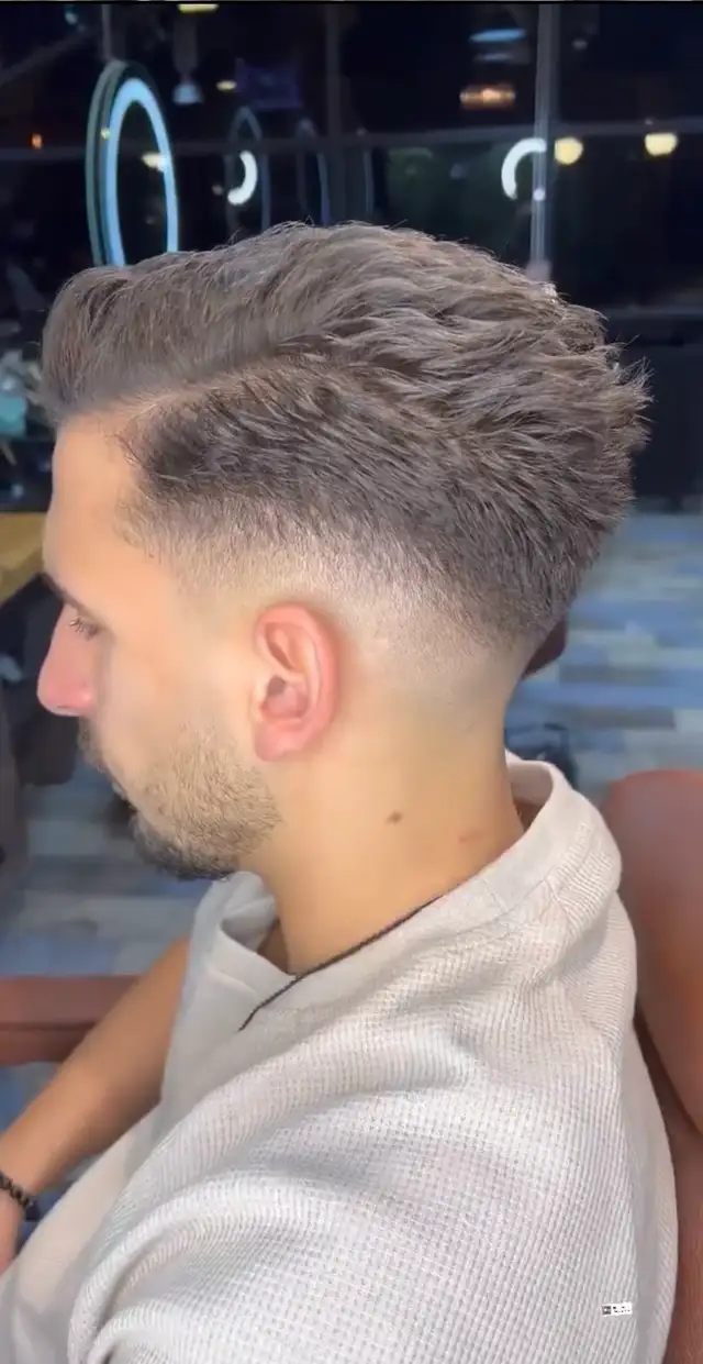 Haircut & beard 30$ Only haircut 20$ - Photo 4