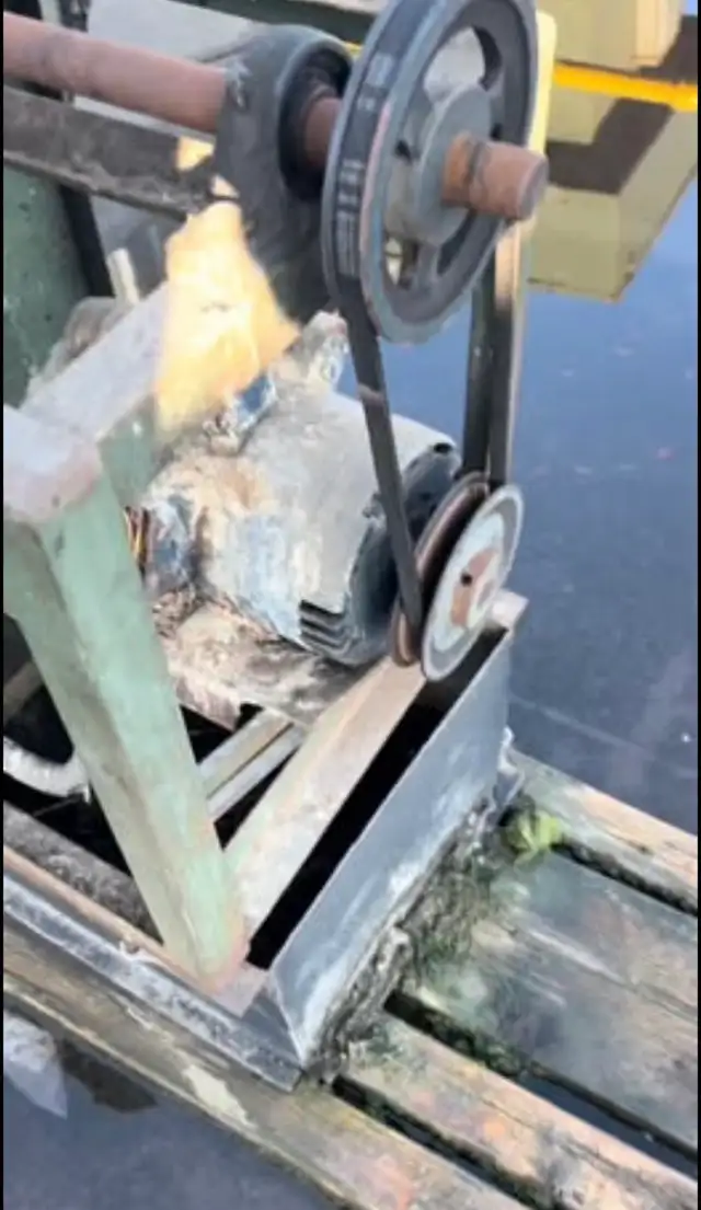 commercial kitchen exhaust fan motor replacement