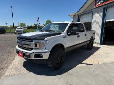 2020 Ford F150 XLT 4x4 - Photo 2