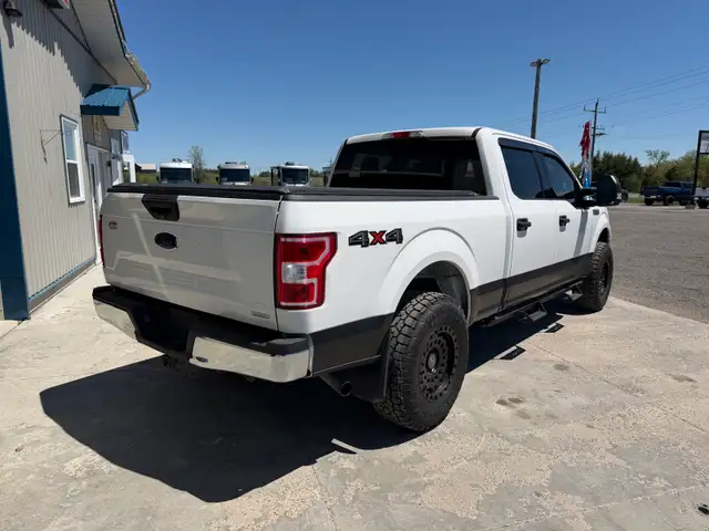 2020 Ford F150 XLT 4x4 - Photo 3