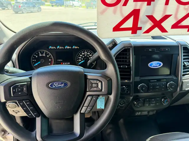2020 Ford F150 XLT 4x4 - Photo 7
