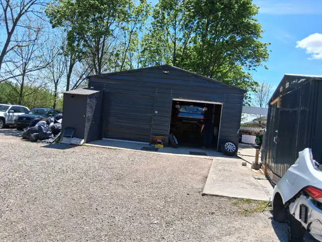 Driver,  welder, auto body worker and Mechanic - Photo 2