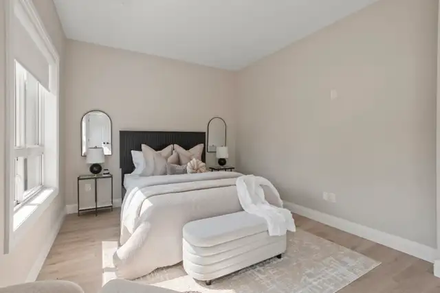 1 Bed, 1   Den Apartments Available NOW in Lucan, ON! - Photo 9