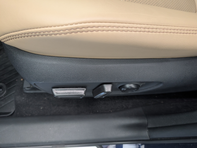 2025 Toyota RAV4 Hybrid LIMITED GARANTIE JUSQU EN 2032 - Photo 14