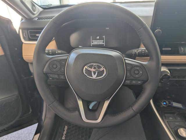 2025 Toyota RAV4 Hybrid LIMITED GARANTIE JUSQU EN 2032 - Photo 17