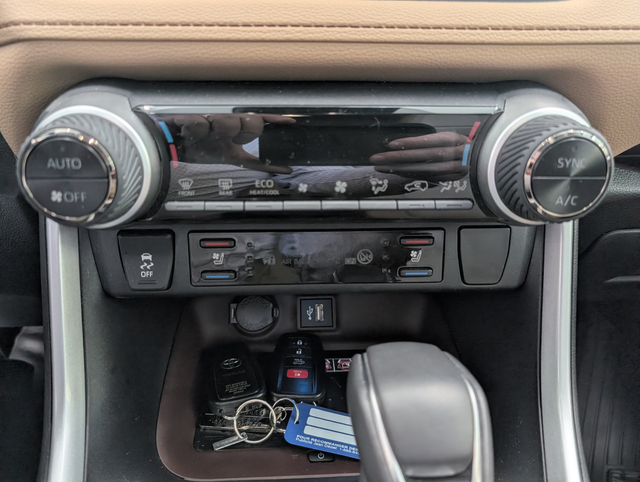 2025 Toyota RAV4 Hybrid LIMITED GARANTIE JUSQU EN 2032 - Photo 19