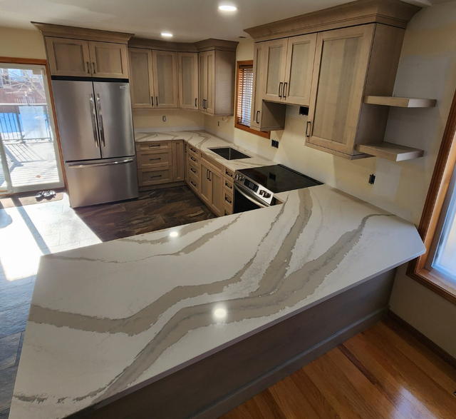 White Countertop With Stylish Golden Blackish Veins 437-522-8447 - Photo 2