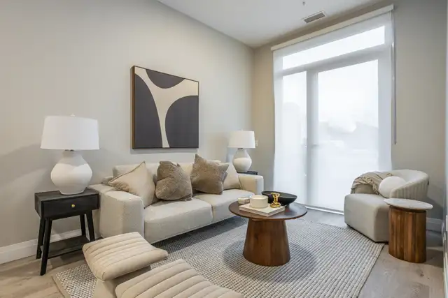 Bachelor & 3 Bedroom Units Available in North London at Staxlyfe - Photo 3
