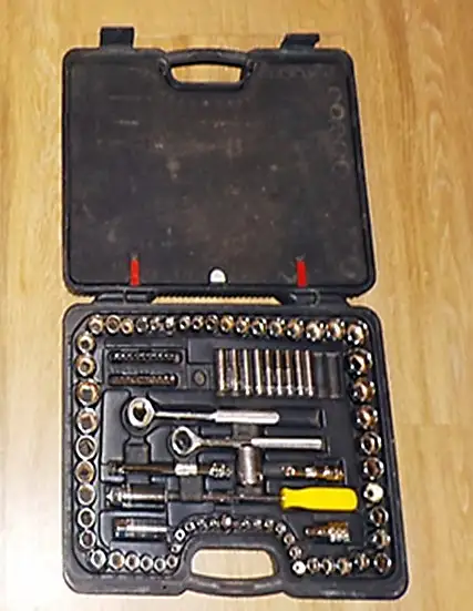 Full Mastercraft Socket Set (with hard case) - Photo 3
