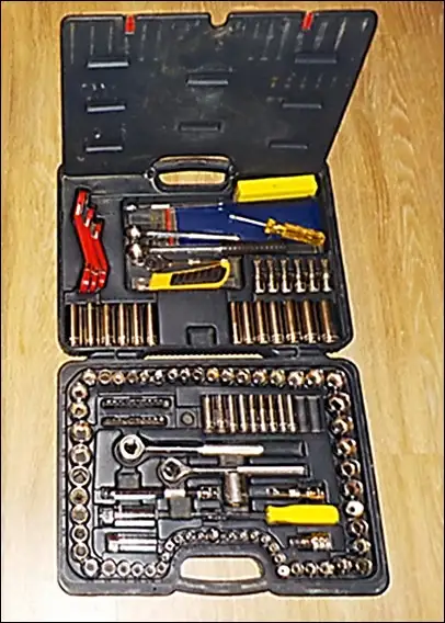 Full Mastercraft Socket Set (with hard case) - Photo 4