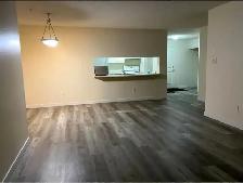 $1750 ONLY - Beautiful 2 bed/2 bath condo in West Edmonton - Photo 2