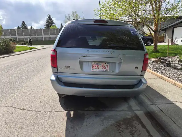 Dodge caravan - Photo 2