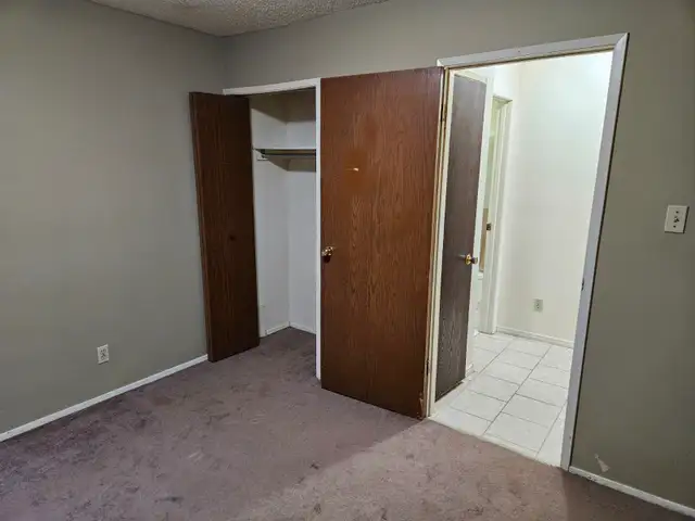 1 bedroom basement apartment at 1111 Avenue D North. - Photo 7