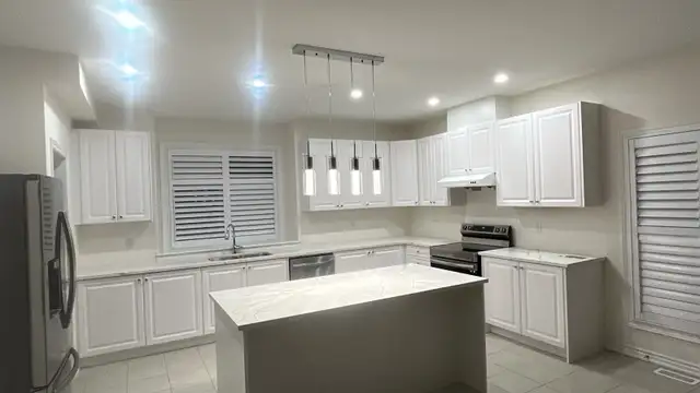 panel upgrade/ legal basement/pot lights - Photo 10