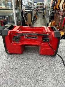 Milwaukee 2890 Jobsite Radio - Photo 2