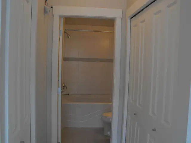 2 Bedrooms and 2 Bathrooms in heart of Central City - Photo 10