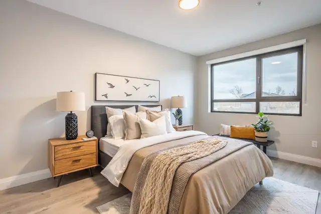 Now Pre-Leasing | Brand New Stacked Townhomes in North London - Photo 9