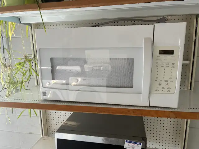Microwave Over-the-range -90-day warranty-Credit Cards accepted