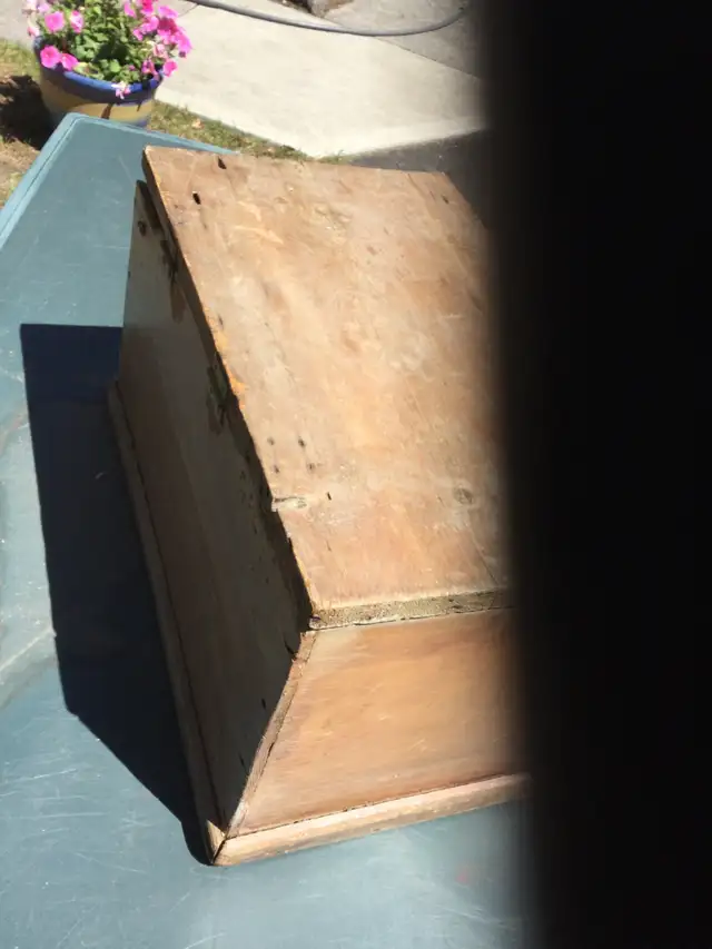 Antique Wooden Chest $25 - Photo 3