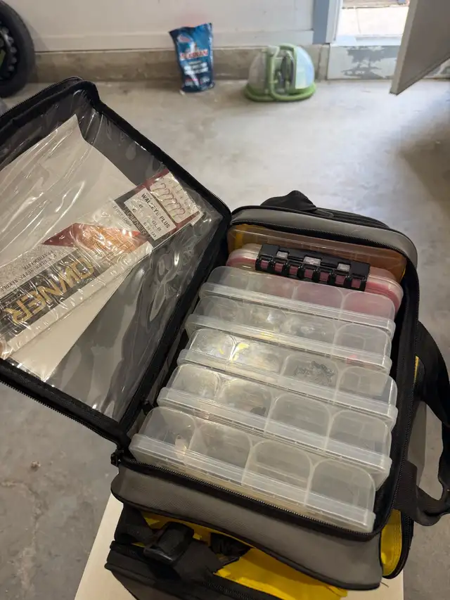 tackle box and tackle - Photo 5