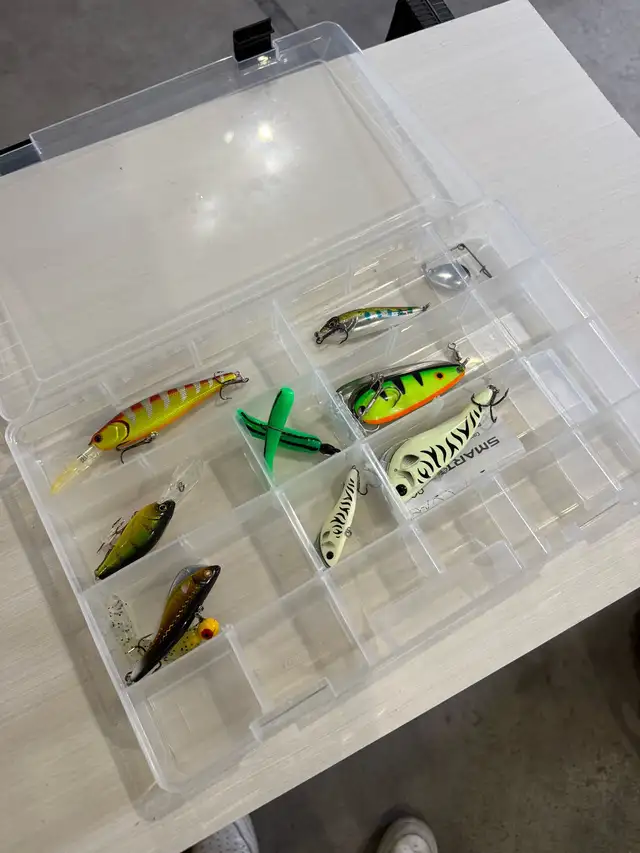 tackle box and tackle - Photo 6