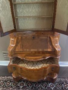 Italian Walnut Secretary Desk Cabinet – Handcrafted Piece - Photo 4