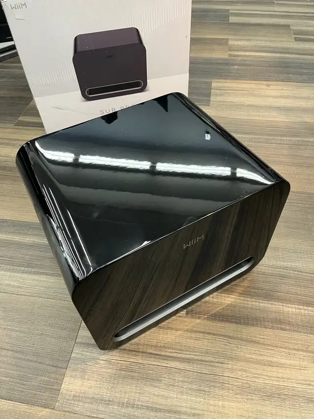 WiiM Sub Pro 8" 250-Watt Subwoofer
