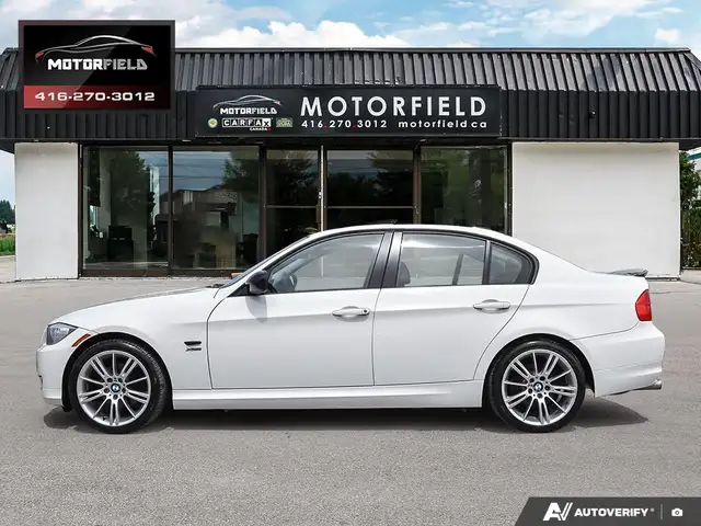 2011 BMW 3 Series 328i xDrive AWD Premium PKG Nav, Sunroof - Photo 3