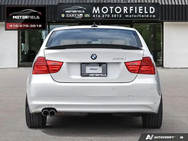 2011 BMW 3 Series 328i xDrive AWD Premium PKG Nav, Sunroof - Photo 5