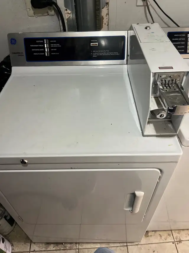 Used Commercial Coin Washing Machine/ Fridge sold separately - Photo 2