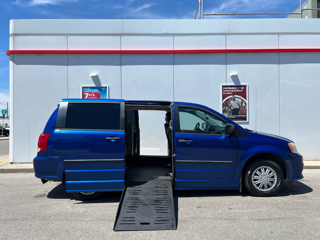 2013 Dodge Grand Caravan MOBILITY WHEELCHAIR ACCESSIBLE VAN