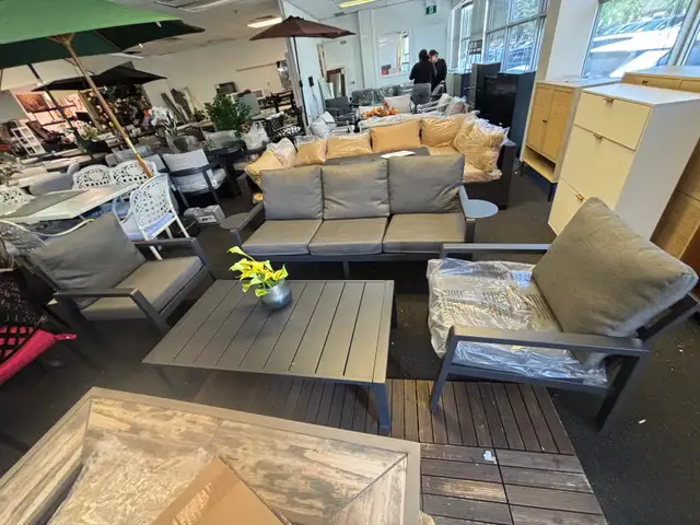 4 Outdoor patio set - Photo 6