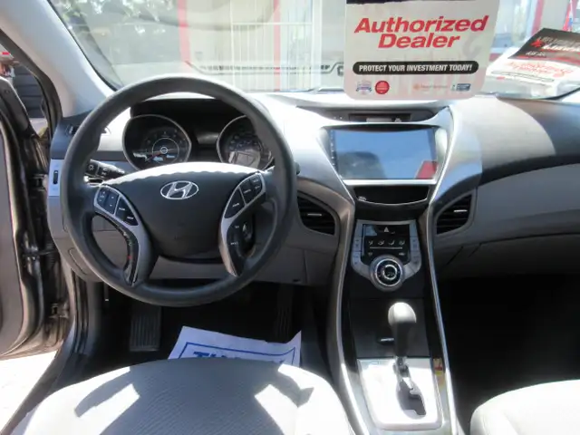 2013 Hyundai Elantra GL - Photo 11