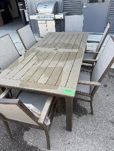 Outdoor patio dining set - Photo 2