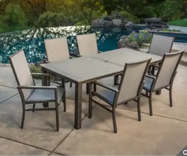 Outdoor patio dining set - Photo 4