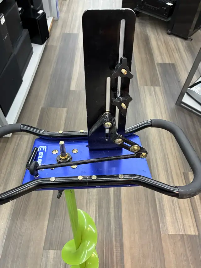 Clam Auger Kit w/ Blade - Photo 3