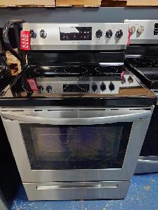 Frigidaire '30' Stainless Steel Freestanding Electric Range