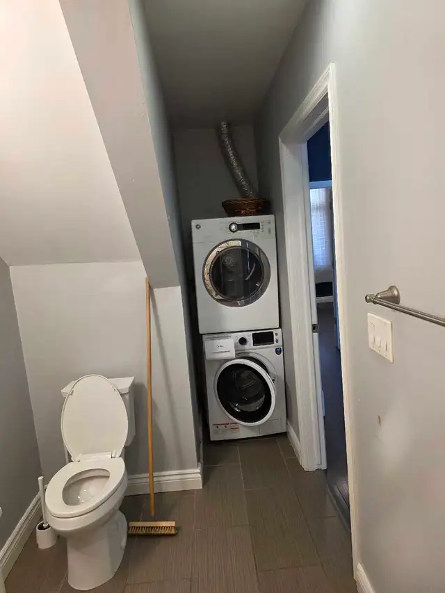 1 Bedroom Apt avail June 1st. - Photo 8