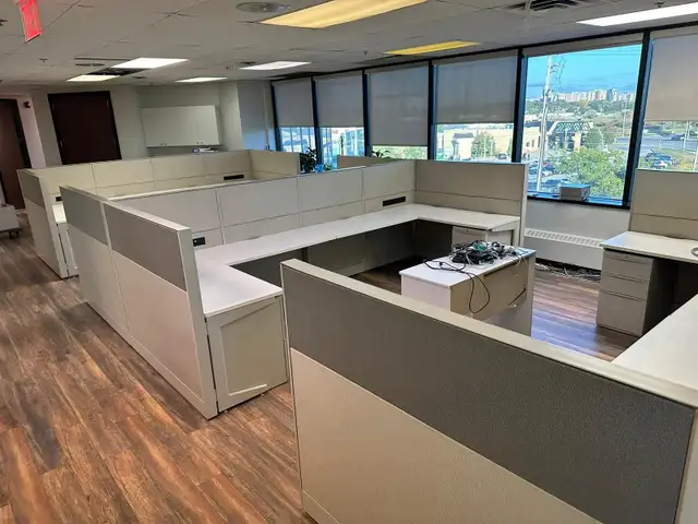 Used Call Center For Sale From Ufficio Furniture-Call Us Now! - Photo 2