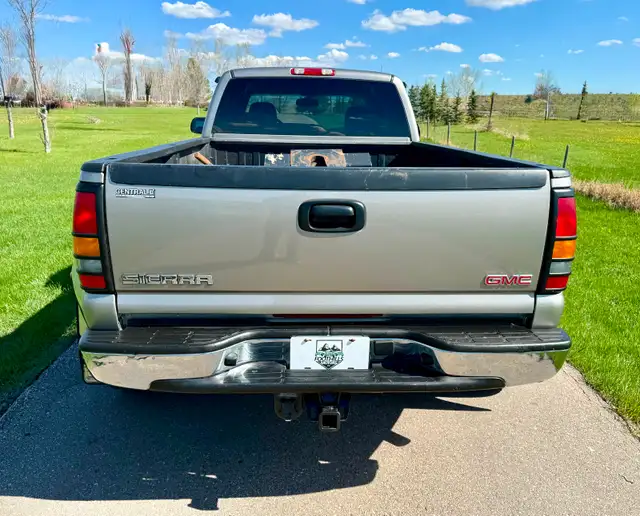 2003 GMC SIERRA 3500HD SLT RWD Dually LB7 Diesel VERY CLEAN! - Photo 7