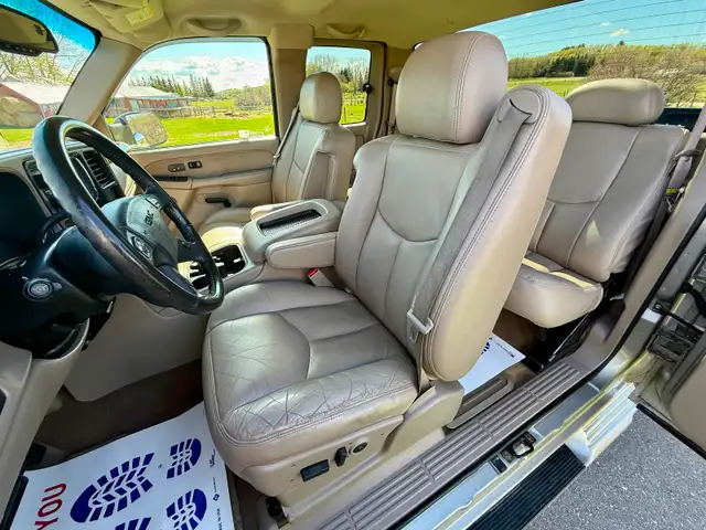 2003 GMC SIERRA 3500HD SLT RWD Dually LB7 Diesel VERY CLEAN! - Photo 11