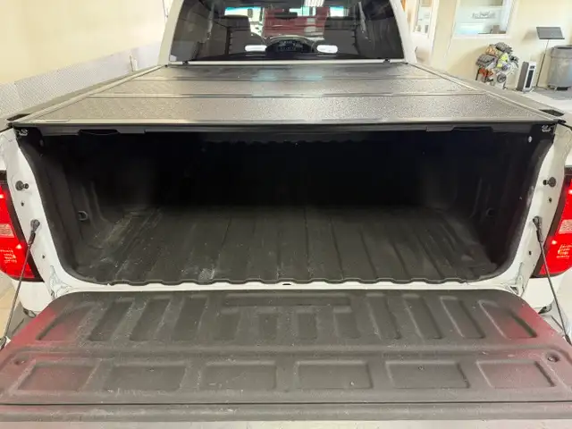 2018 Chevrolet Silverado 1500 LT-Z71 / 4x4 / Crew / Low Kms - Photo 6