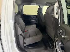 2018 Chevrolet Silverado 1500 LT-Z71 / 4x4 / Crew / Low Kms - Photo 11