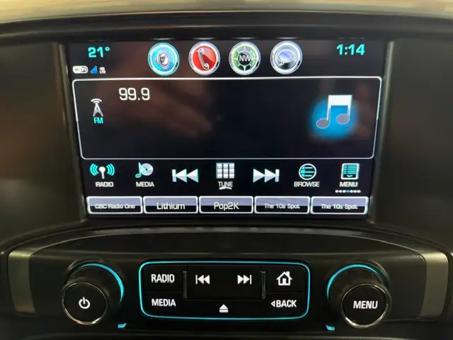 2018 Chevrolet Silverado 1500 LT-Z71 / 4x4 / Crew / Low Kms - Photo 17