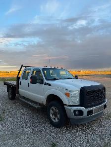 2012 Ford Flatbed E 350 4 door truck - Photo 2