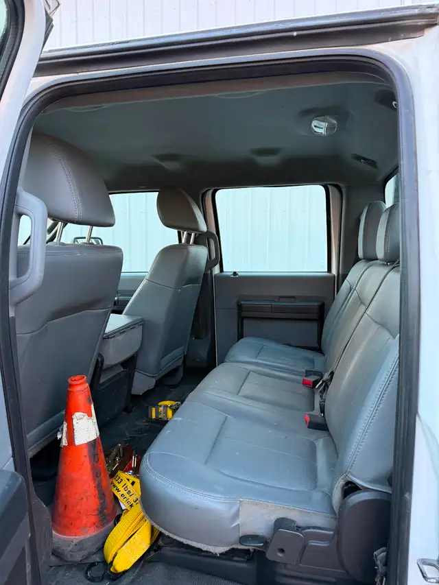 2012 Ford Flatbed E 350 4 door truck - Photo 6