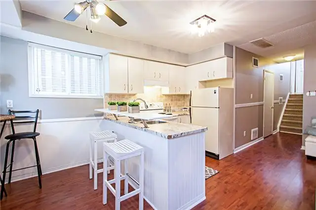 Full House Rental – 3 Bed, 2 Bath - Photo 4