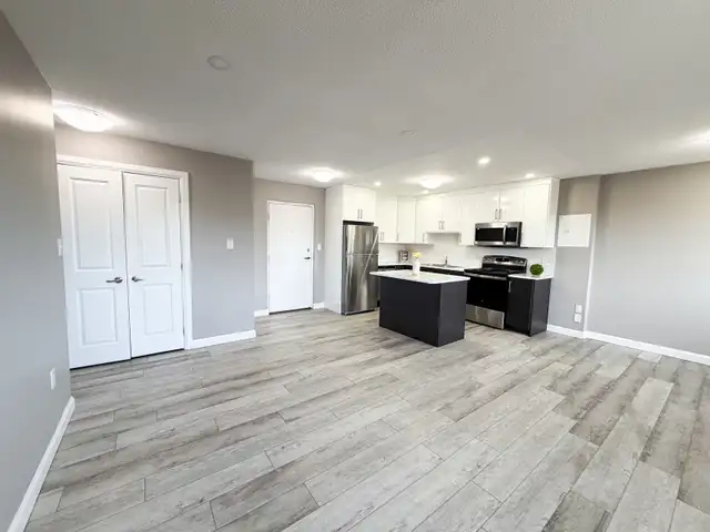 2 Bedroom 1 Bathroom Apartment For Rent - Photo 2