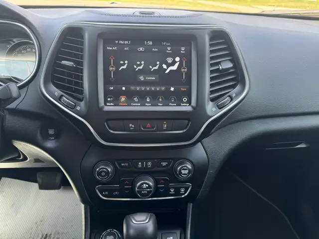 2021 Jeep Cherokee Latitude ONLY 32,000 km! - Photo 13