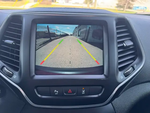 2021 Jeep Cherokee Latitude ONLY 32,000 km! - Photo 14